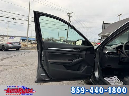 Used 2025 Nissan Altima 2.5 SR image 50