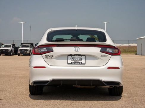 Used 2026 Honda Civic Sport image 6