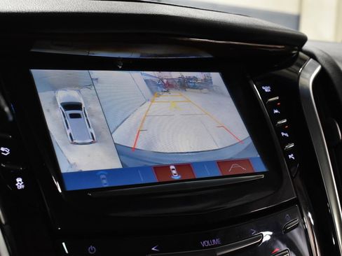 Used 2019 Cadillac Escalade Premium Luxury image 20