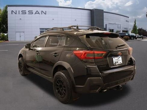 Used 2019 Subaru Crosstrek 2.0i Limited w/ Moonroof Package w/Navigation AWD/4WD image 4