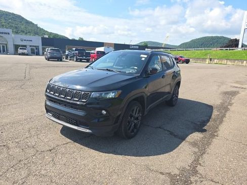 New 2026 Jeep Compass Limited AWD/4WD image 1