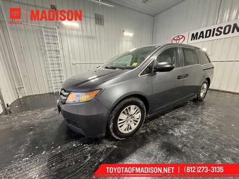 Used 2017 Honda Odyssey LX image 1