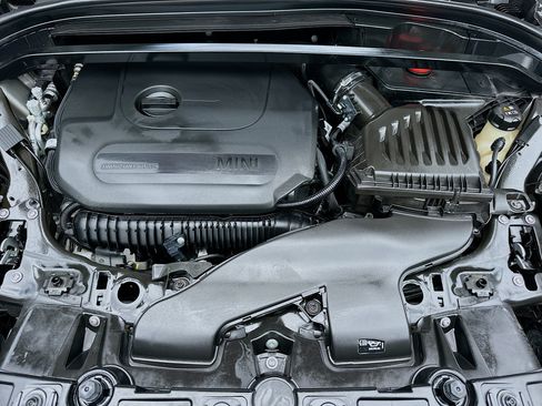 Certified 2024 MINI Cooper Countryman S w/ Premium Package FWD image 33