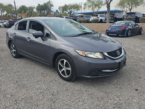 Used 2015 Honda Civic SE image 3