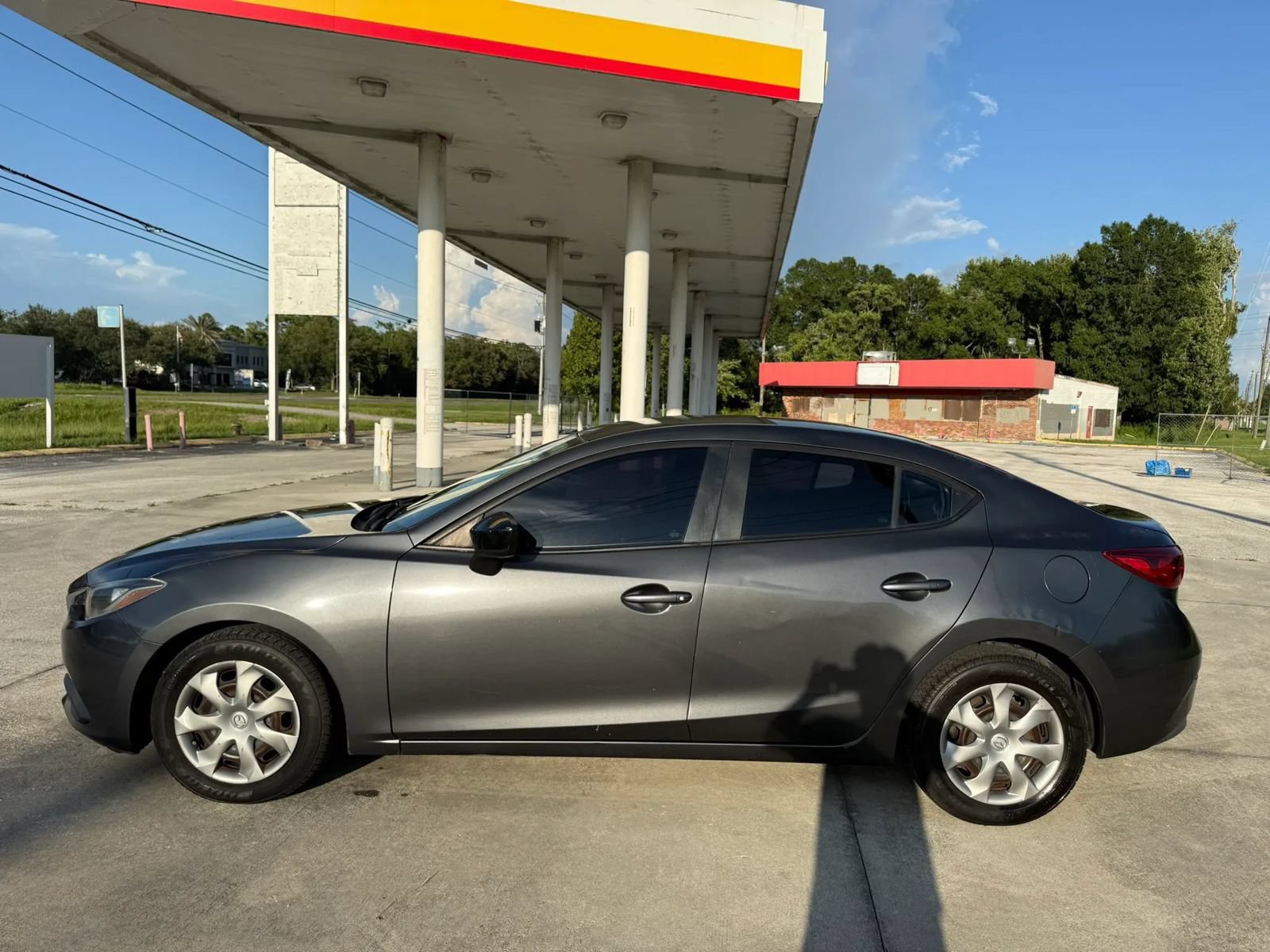 Used 2014 MAZDA MAZDA3 i SV FWD image 5