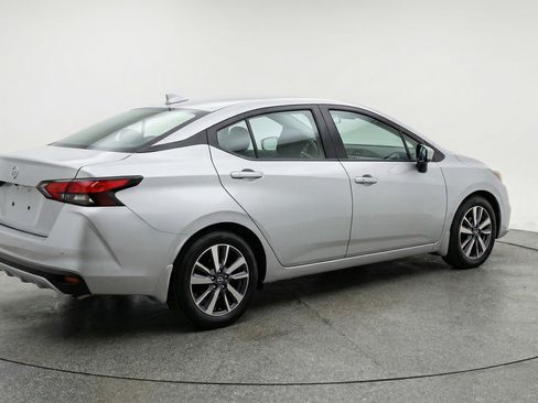 Used 2025 Nissan Versa SV FWD image 9