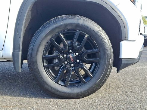 Certified 2024 GMC Sierra 1500 Elevation image 9