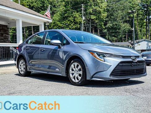 Used 2024 Toyota Corolla LE FWD image 9