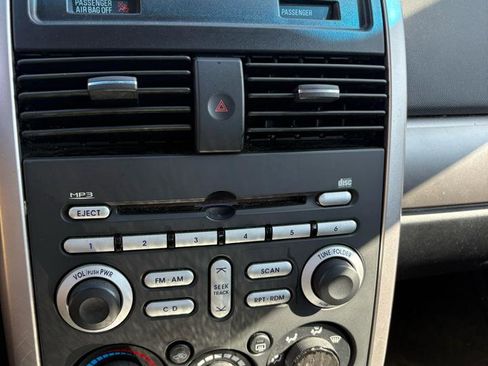 Used 2007 Mitsubishi Galant SE image 11