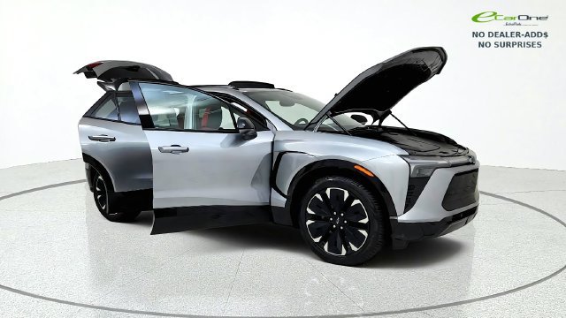 Used 2024 Chevrolet Blazer EV RS RWD image 20