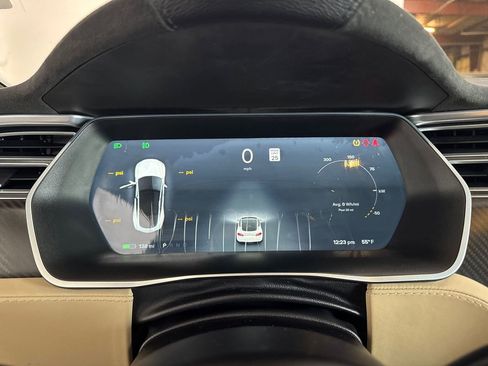 Used 2015 Tesla Model S 85D image 13