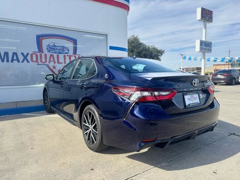 Used 2022 Toyota Camry SE image 30