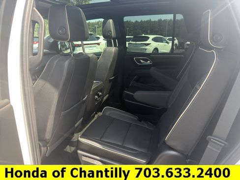 Used 2023 Chevrolet Tahoe Premier AWD/4WD image 28