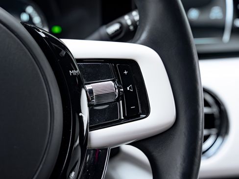 Used 2021 Rolls-Royce Ghost AWD/4WD image 44