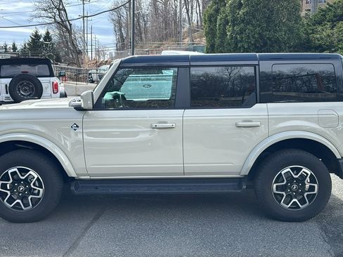 Certified 2025 Ford Bronco Outer Banks image 8