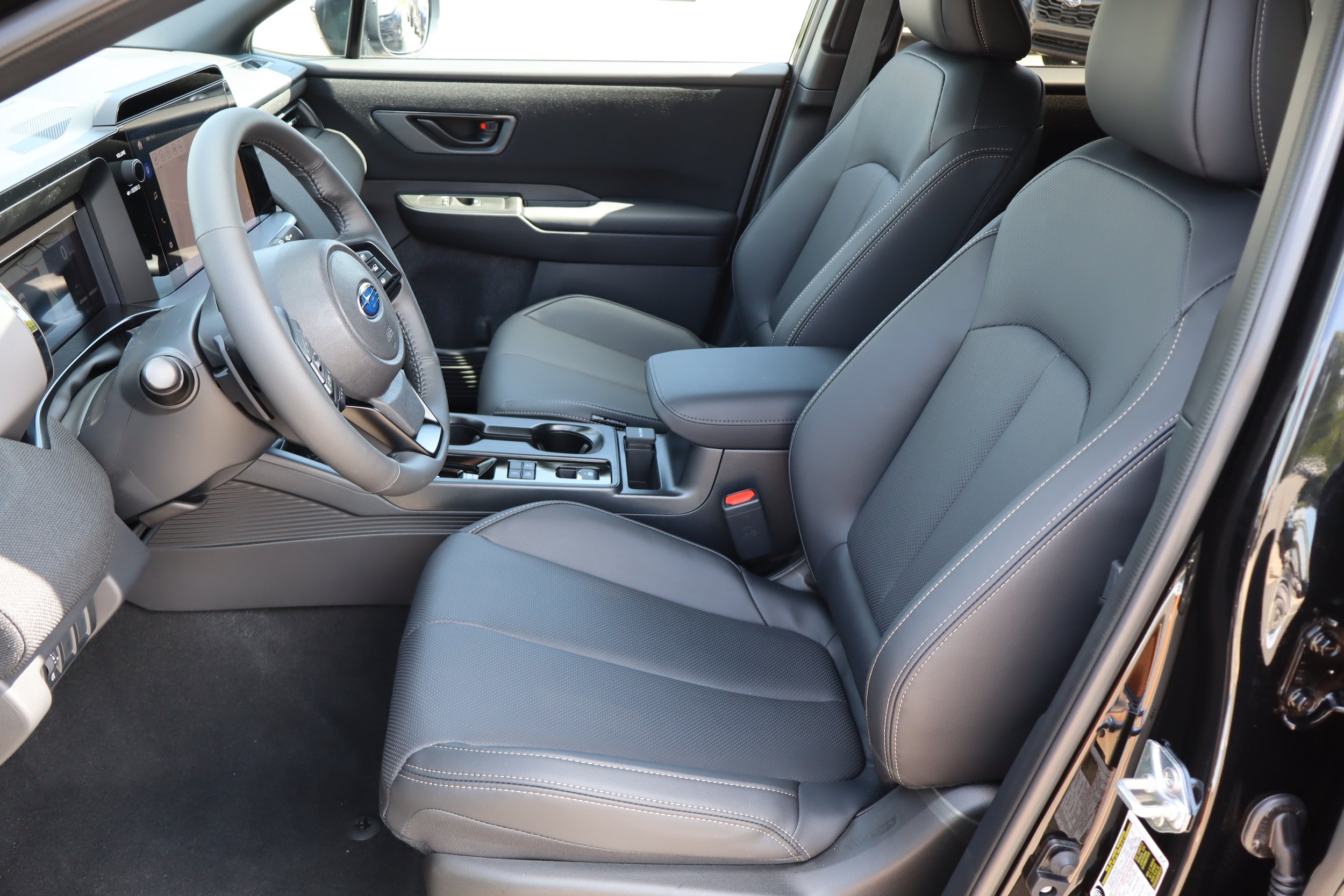 New 2026 Subaru Outback Limited AWD/4WD image 9