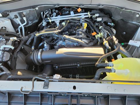 New 2026 Ford Explorer Active RWD image 27