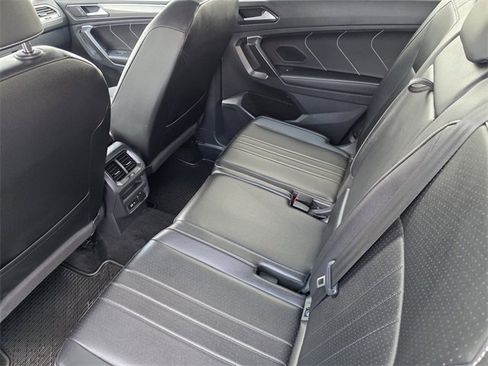 Used 2024 Volkswagen Tiguan SE R-Line image 24
