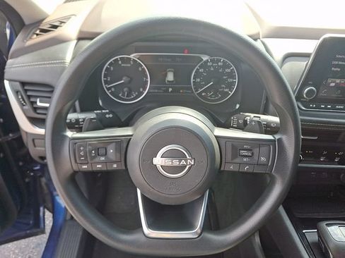 Used 2023 Nissan Rogue S AWD/4WD image 19