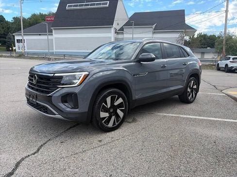 Certified 2026 Volkswagen Atlas Cross Sport SE AWD/4WD image 8