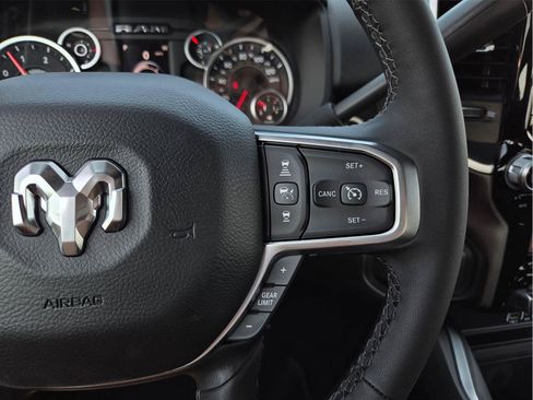 New 2026 RAM 2500 Big Horn AWD/4WD image 21