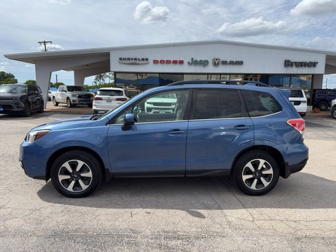 Used 2018 Subaru Forester 2.5i Limited w/ Popular Package #3B AWD/4WD image 8