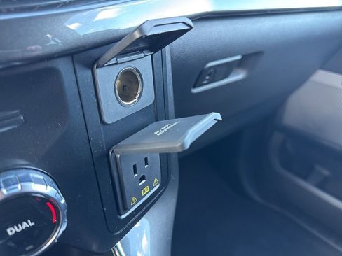 Certified 2023 Ford F150 XLT w/ Equipment Group 302A High image 33