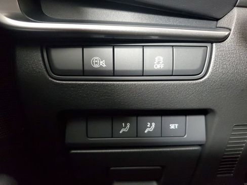 New 2026 MAZDA MAZDA3 s FWD image 34