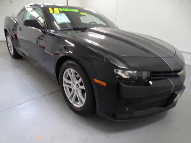 Used 2015 Chevrolet Camaro LS RWD image 1