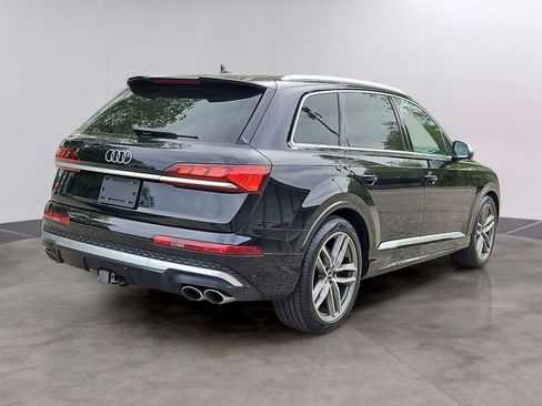 Certified 2025 Audi SQ7 Prestige AWD/4WD image 7