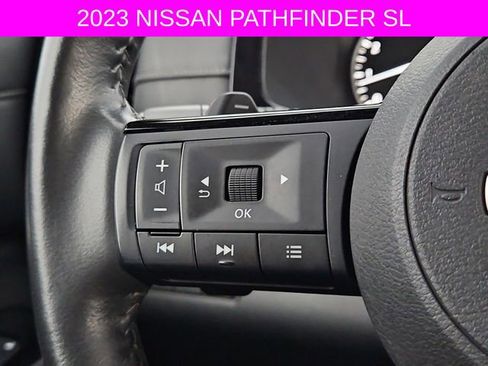 Used 2023 Nissan Pathfinder SL w/ Lighting Package (N92) image 30
