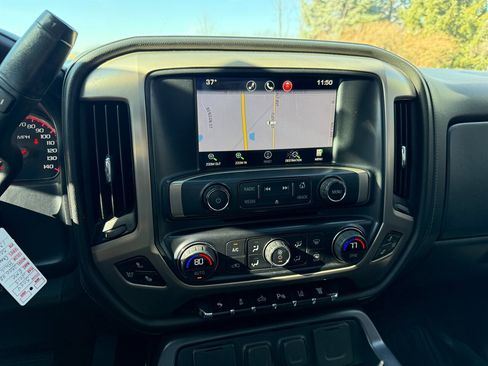 Used 2015 GMC Sierra 2500 Denali image 17