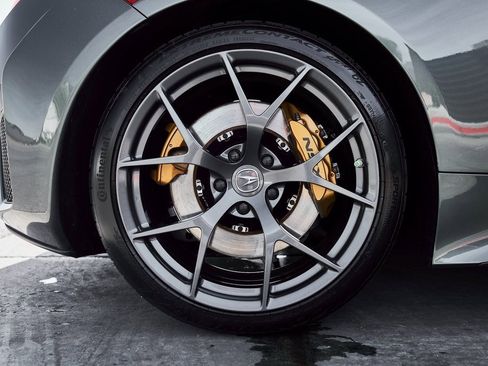 Used 2017 Acura NSX image 27