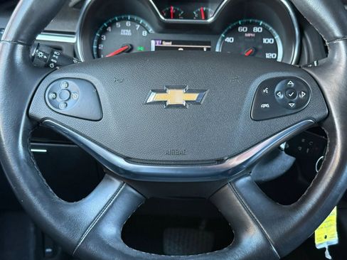 Used 2016 Chevrolet Impala LT image 50