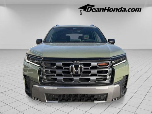 New 2026 Honda Pilot TrailSport image 8