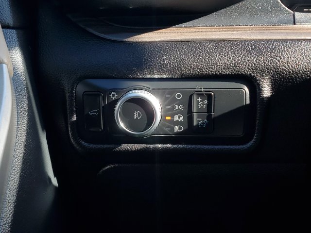Used 2022 Ford Explorer Limited w/ Equipment Group 301A AWD/4WD image 37