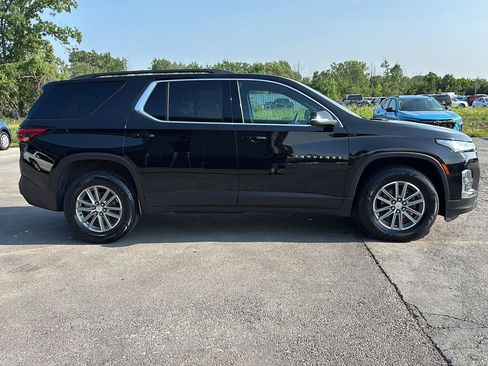 Used 2023 Chevrolet Traverse LT FWD image 10