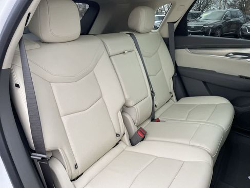 Certified 2023 Cadillac XT5 Premium Luxury w/ LPO, Floor Liner Package image 15