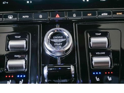 New 2024 Aston Martin DB12 Coupe image 37