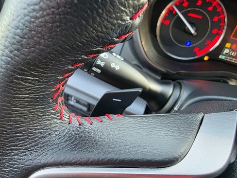 Used 2022 Subaru Impreza 2.0i Sport image 35