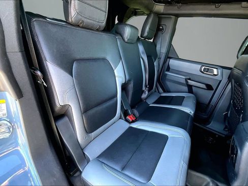 Used 2023 Ford Bronco Big Bend w/ Sasquatch Package AWD/4WD image 23