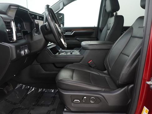 Used 2024 GMC Sierra 3500 Denali w/ Denali Reserve Package image 24