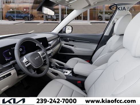 New 2025 Kia Telluride S image 17