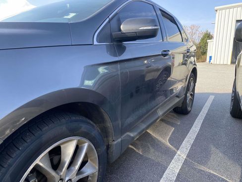 Used 2015 Ford Edge Titanium w/ Equipment Group 302A image 3