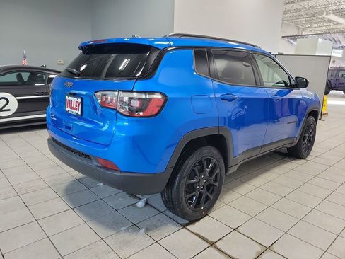 New 2026 Jeep Compass Latitude image 6