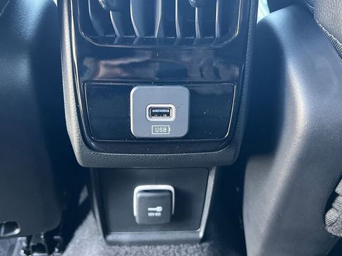 New 2026 Jeep Compass Latitude image 20