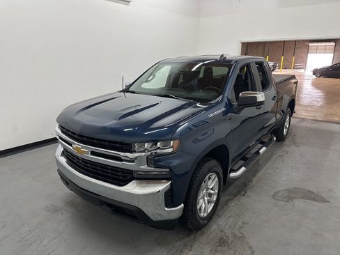 Used 2021 Chevrolet Silverado 1500 LT image 22