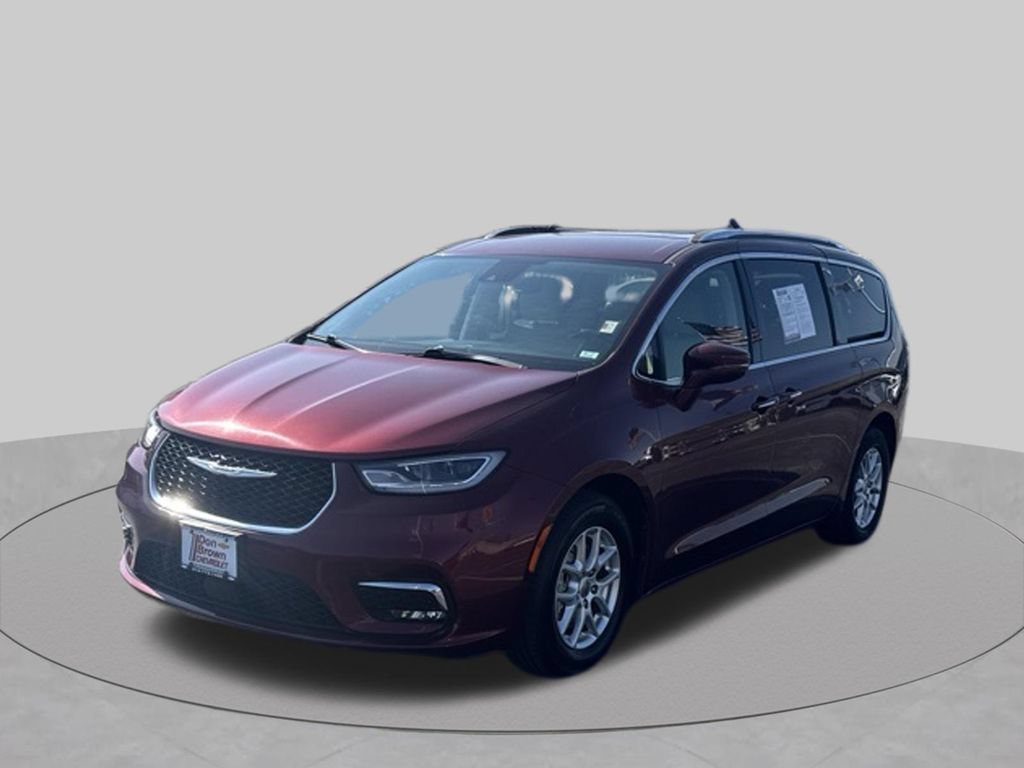 Used 2021 Chrysler Pacifica Touring-L FWD image 2