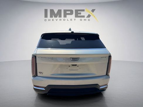 Used 2025 Cadillac Escalade IQ Luxury 1 AWD/4WD image 4