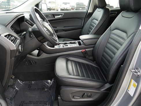 Used 2024 Ford Edge SEL w/ Convenience Package image 10